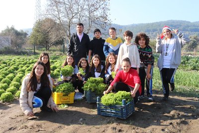 Ortaokul öğrencilerinden kareler
